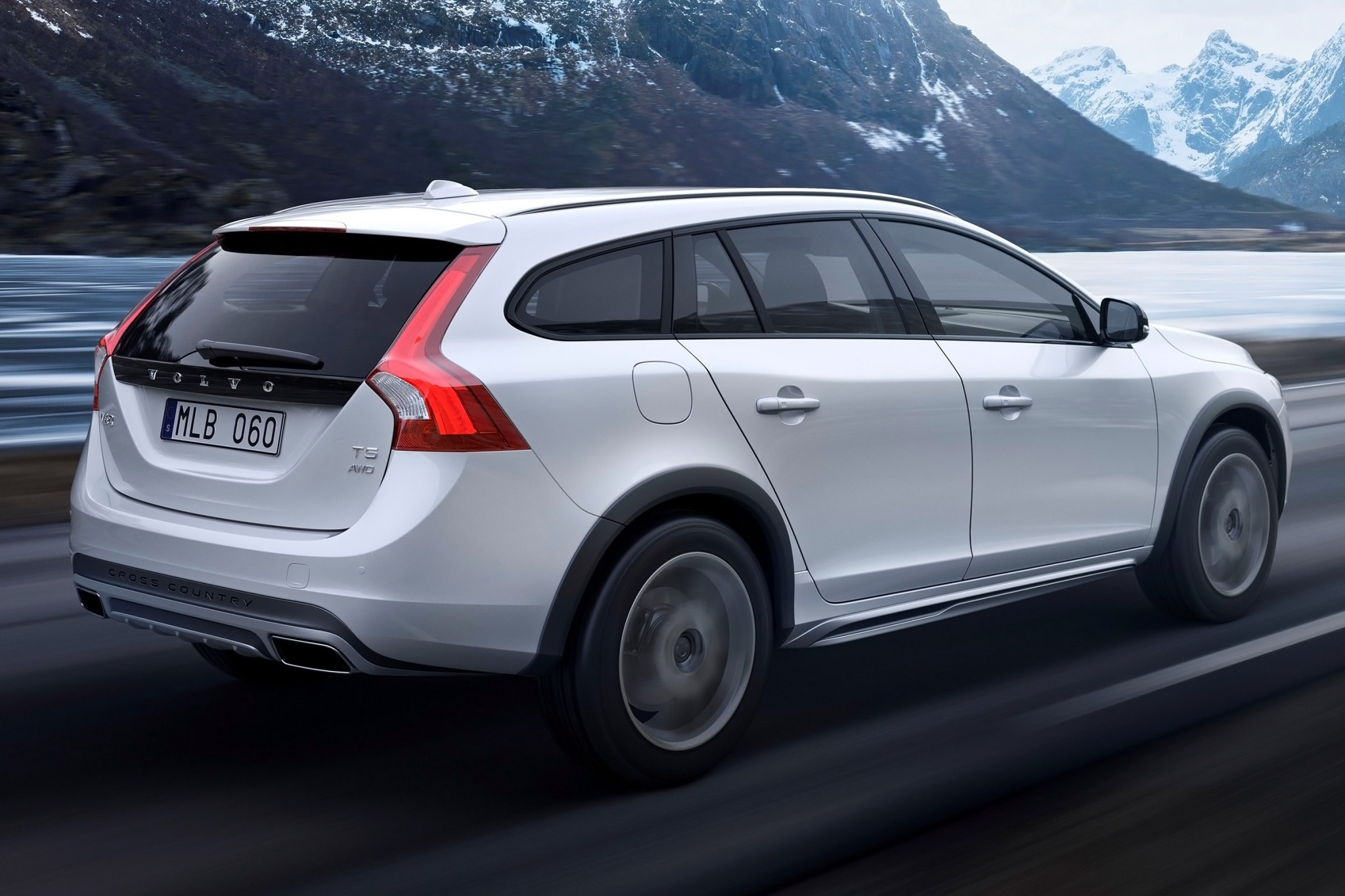 Volvo v60 2016